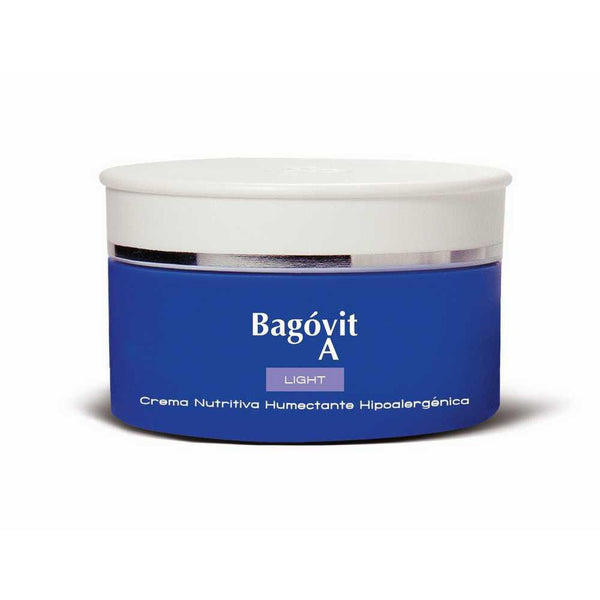 Bagovit Cream A Light - 50Gr / 1.76Oz - Moisturizing, Non-Comedogenic, Soothing & Anti-Aging with UVA/UVB Protection & Paraben-Free